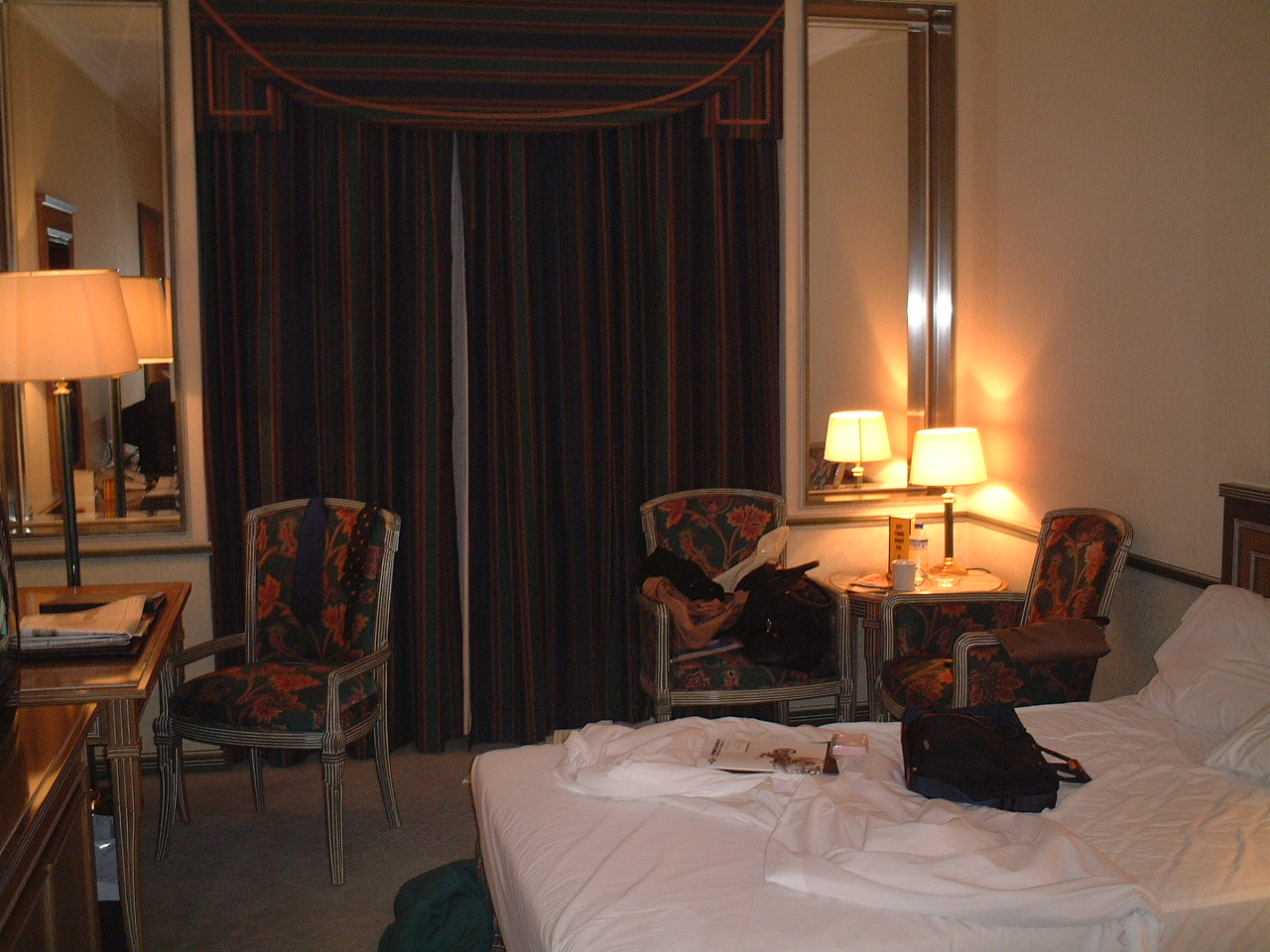 Bedspread - alternate view 4
