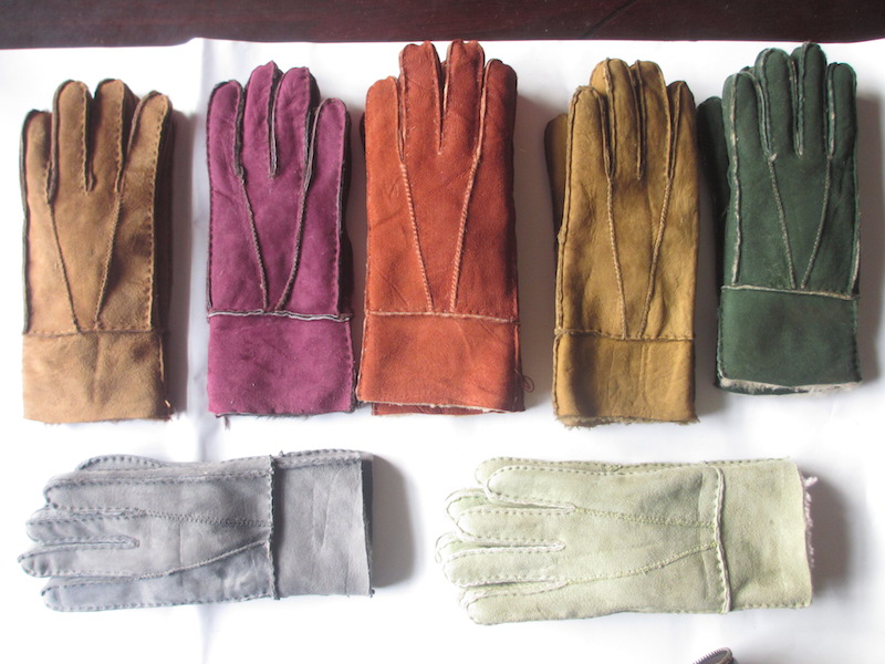Driving Gloves - alternate view 2