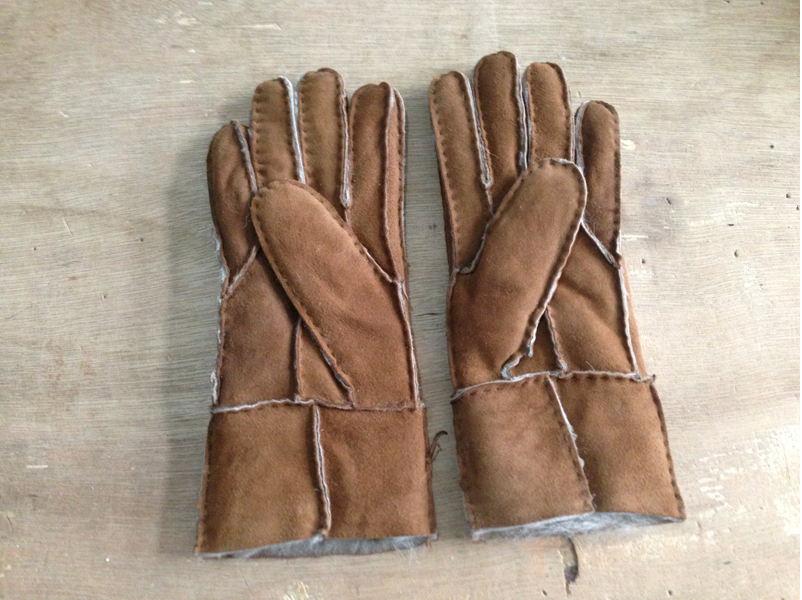 Driving Gloves - alternate view 5
