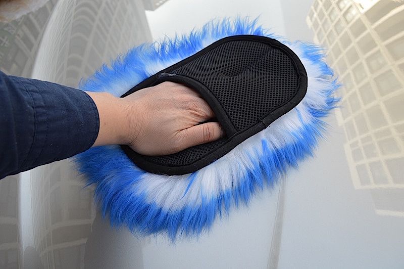 Dusting Mitt - alternate view