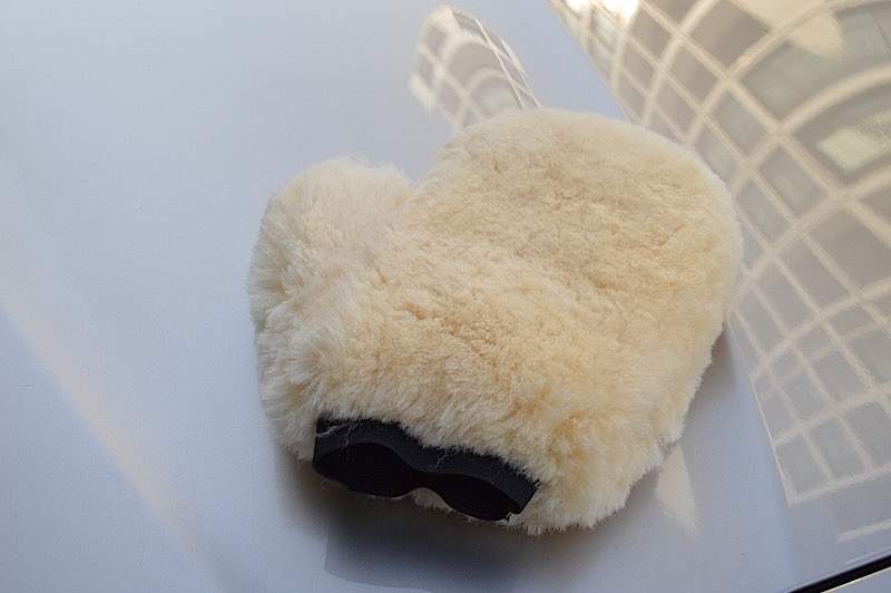 Exfoliating Bath Mitt - alternate view 4