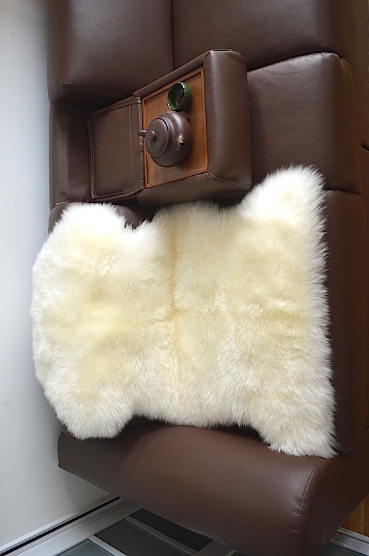 Sheepskin Area Rug - alternate view 3