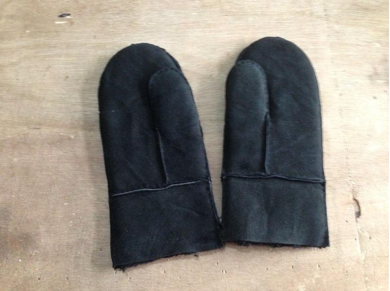 Ski Gloves - alternate view 4